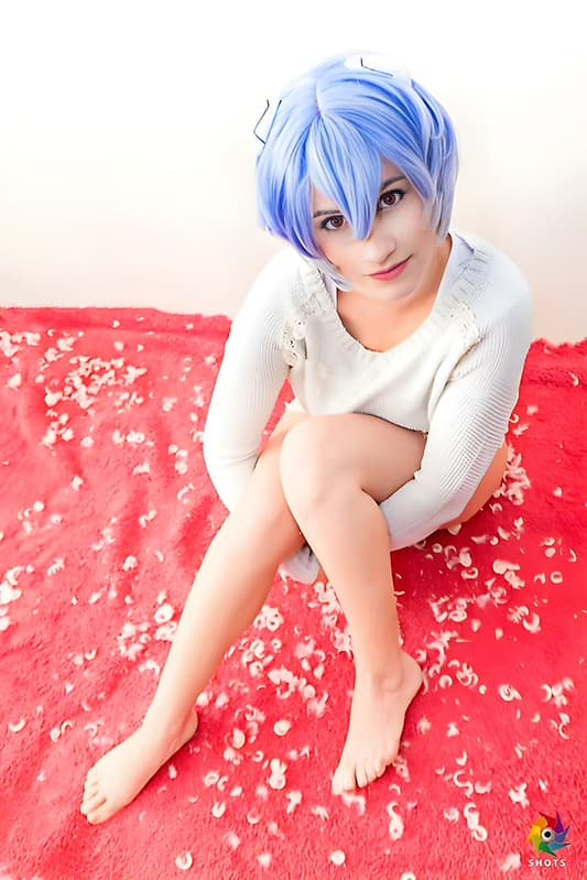 Ayanami Rei in white (Evangelion)