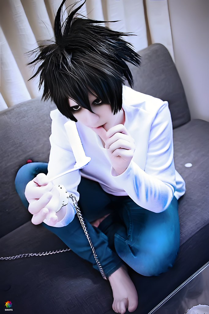 L Lawliet — cosplay by Alastor Cosplay