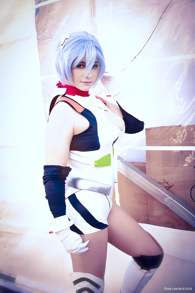 Ayanami Rei (versiónala Shunya Yamashita) — cosplay by Alastor Cosplay